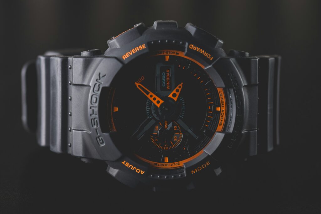 Surf Watch vs, Tide Watch - Navigating the Waves with Precision